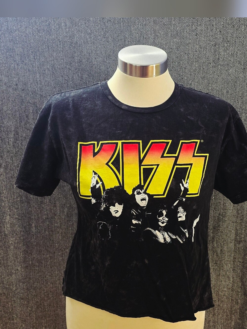 KISS Women Short Sleeve Tee Black Tie Dye